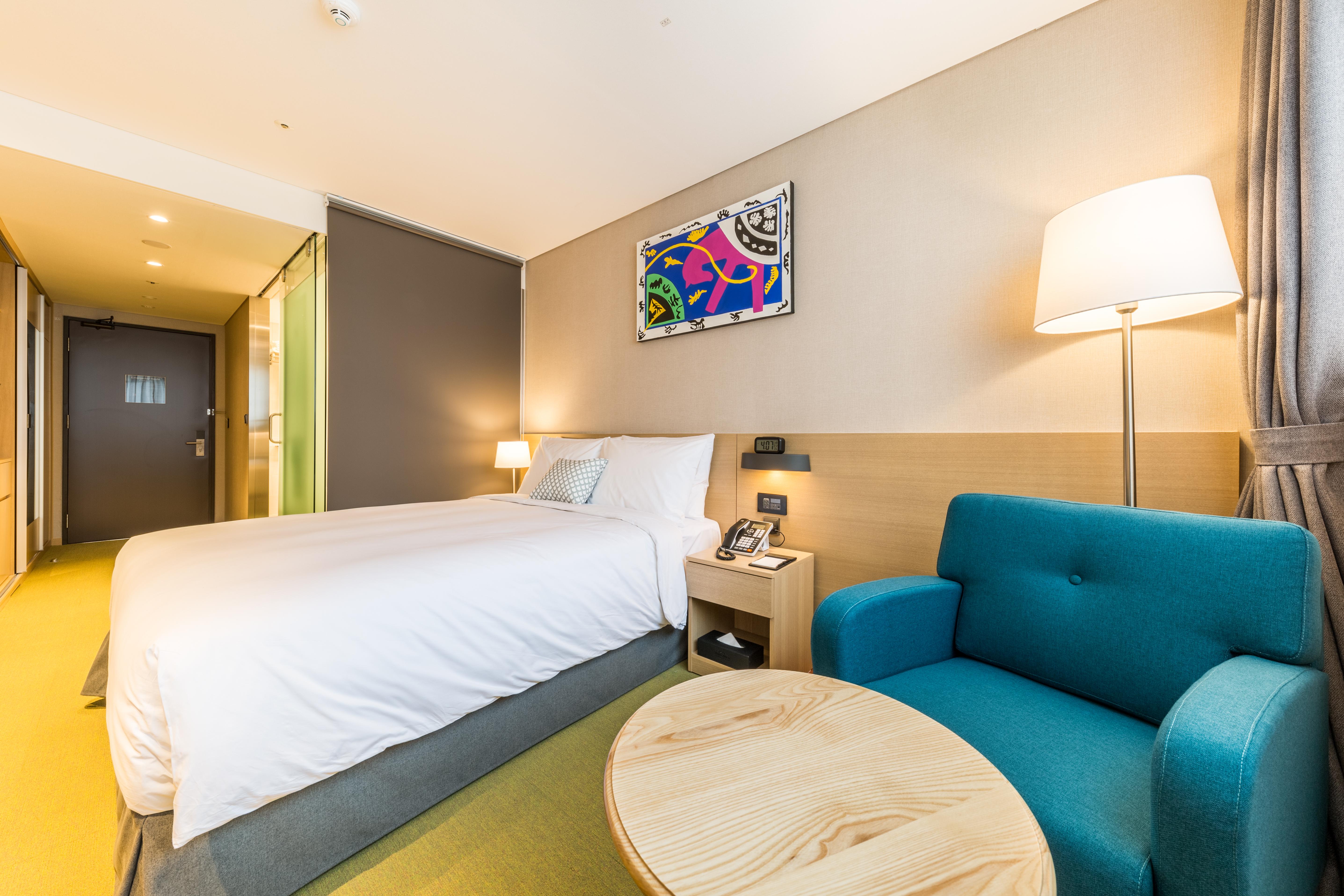 Howard Johnson By Wyndham Incheon Airport Екстер'єр фото
