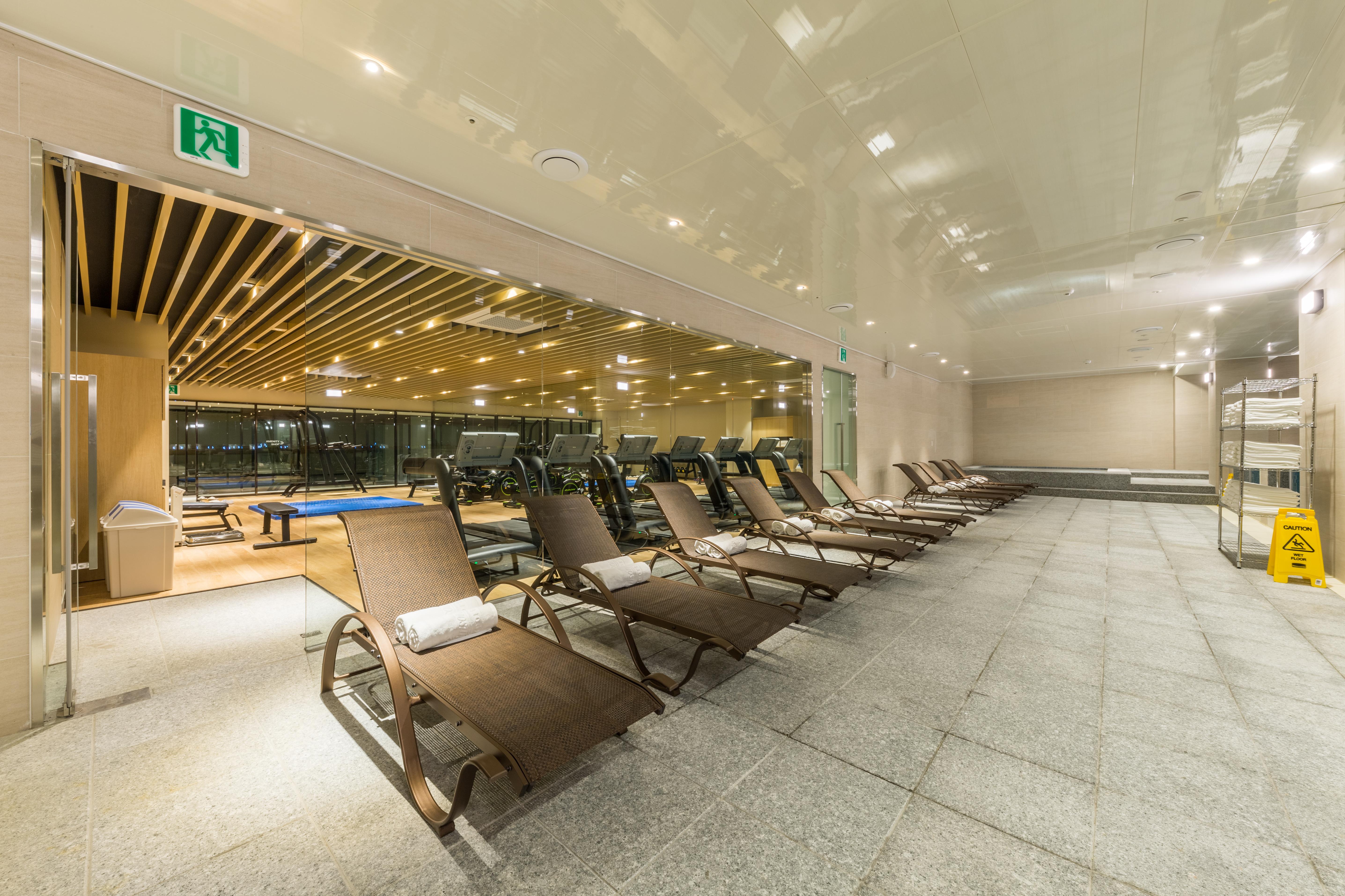 Howard Johnson By Wyndham Incheon Airport Екстер'єр фото