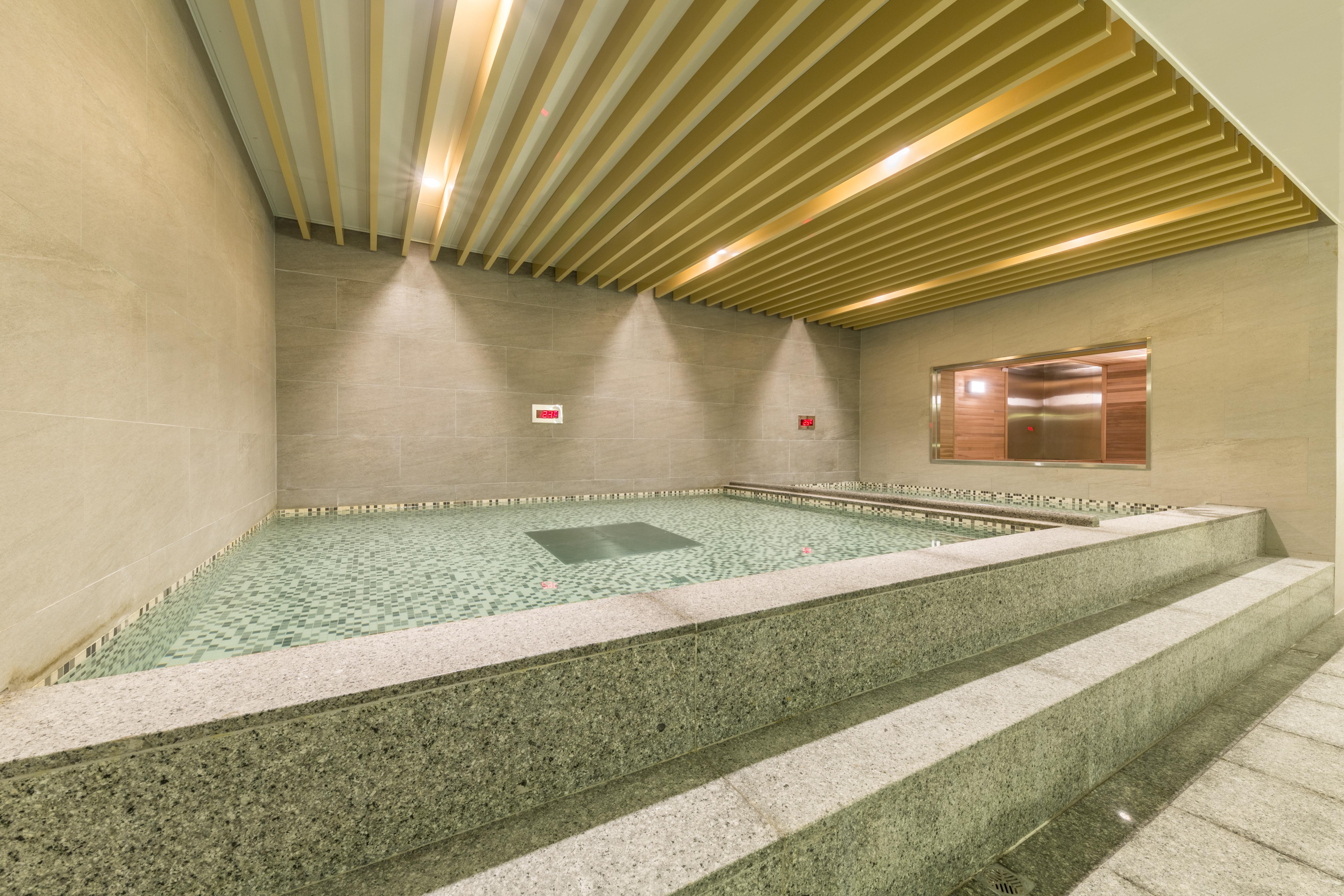 Howard Johnson By Wyndham Incheon Airport Екстер'єр фото