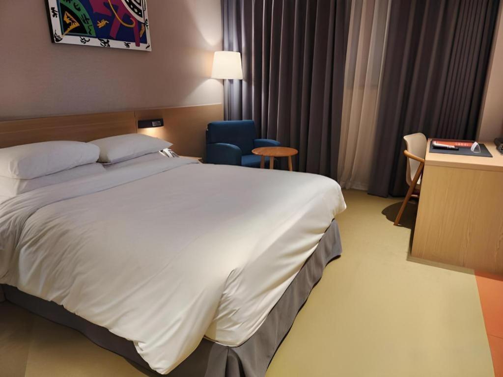 Howard Johnson By Wyndham Incheon Airport Екстер'єр фото