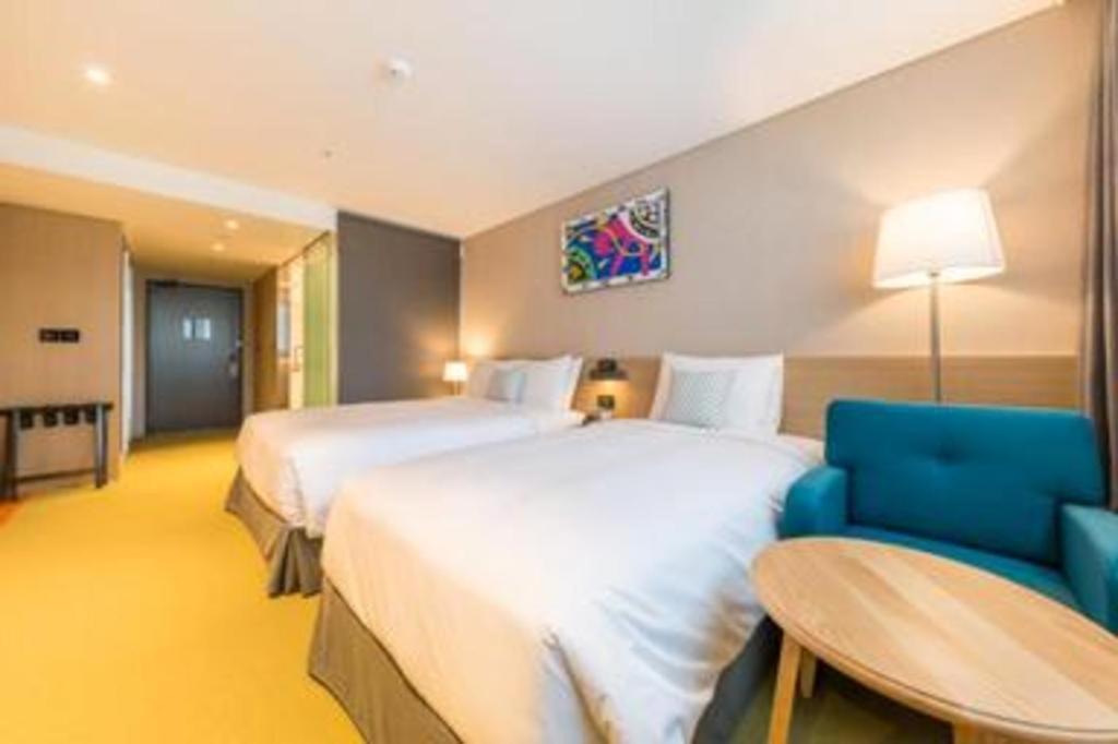 Howard Johnson By Wyndham Incheon Airport Екстер'єр фото