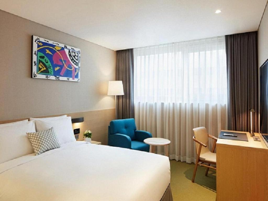 Howard Johnson By Wyndham Incheon Airport Екстер'єр фото